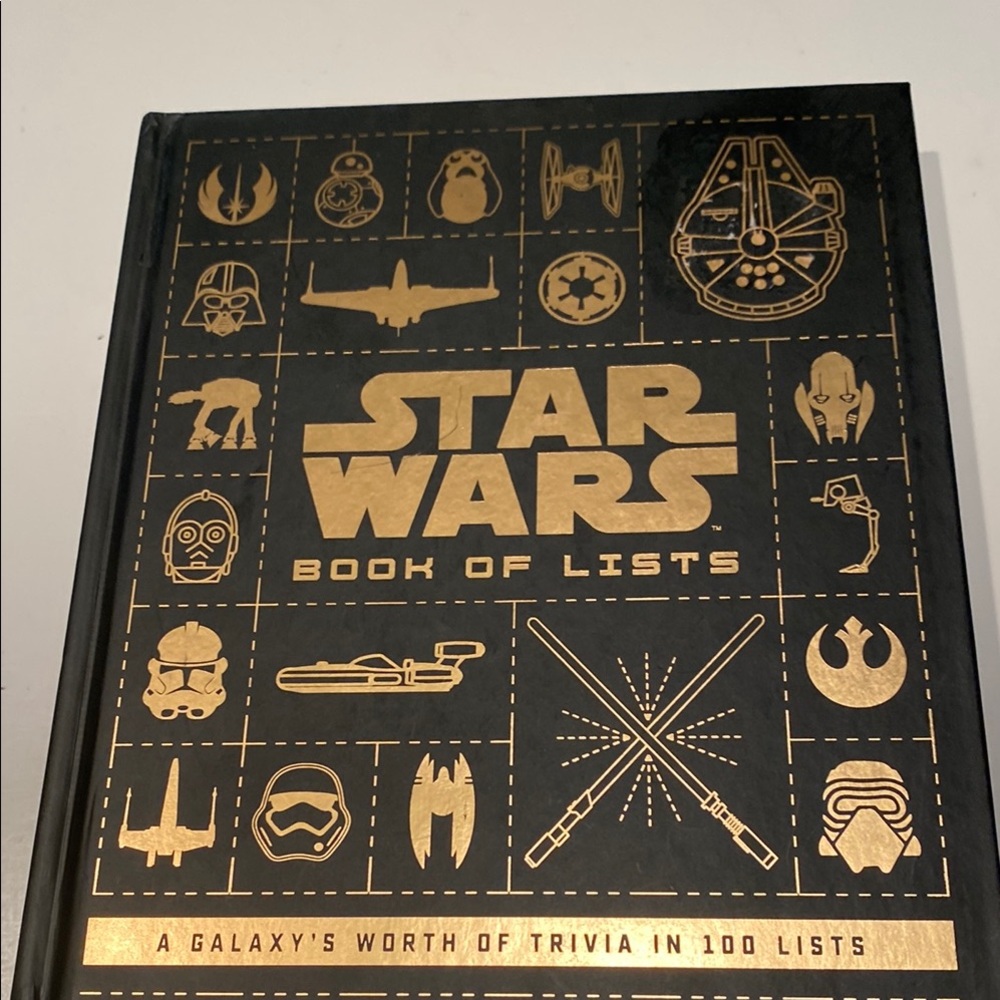 NWT “Star Wars Book of Lists
